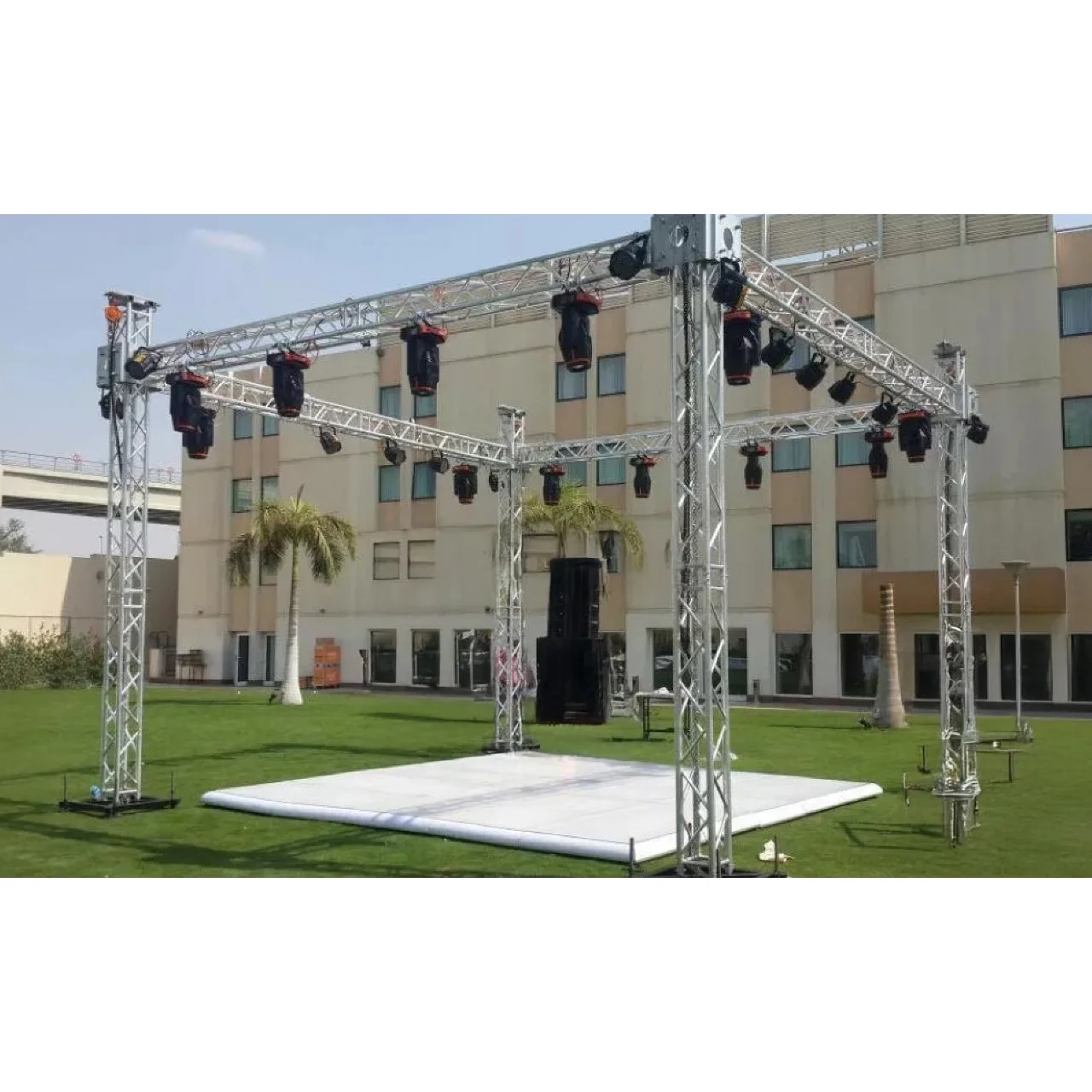 Truss - Elegant and Heavy Duty