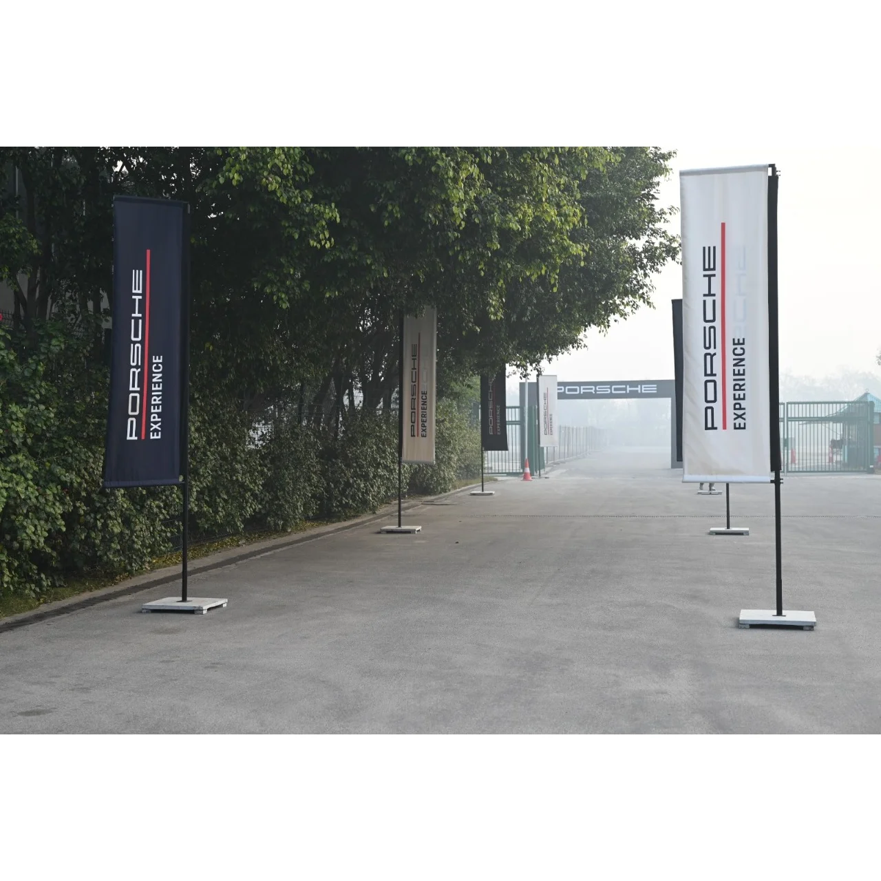 L-Shape Feather Flag